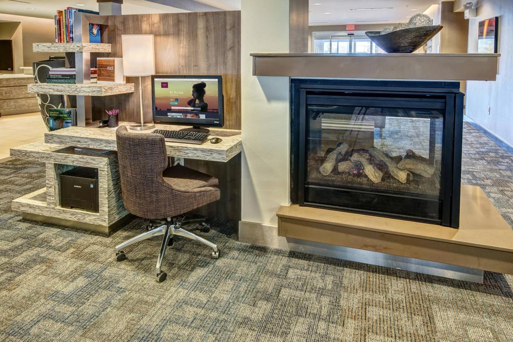 Residence Inn By Marriott Blacksburg-University Exteriör bild