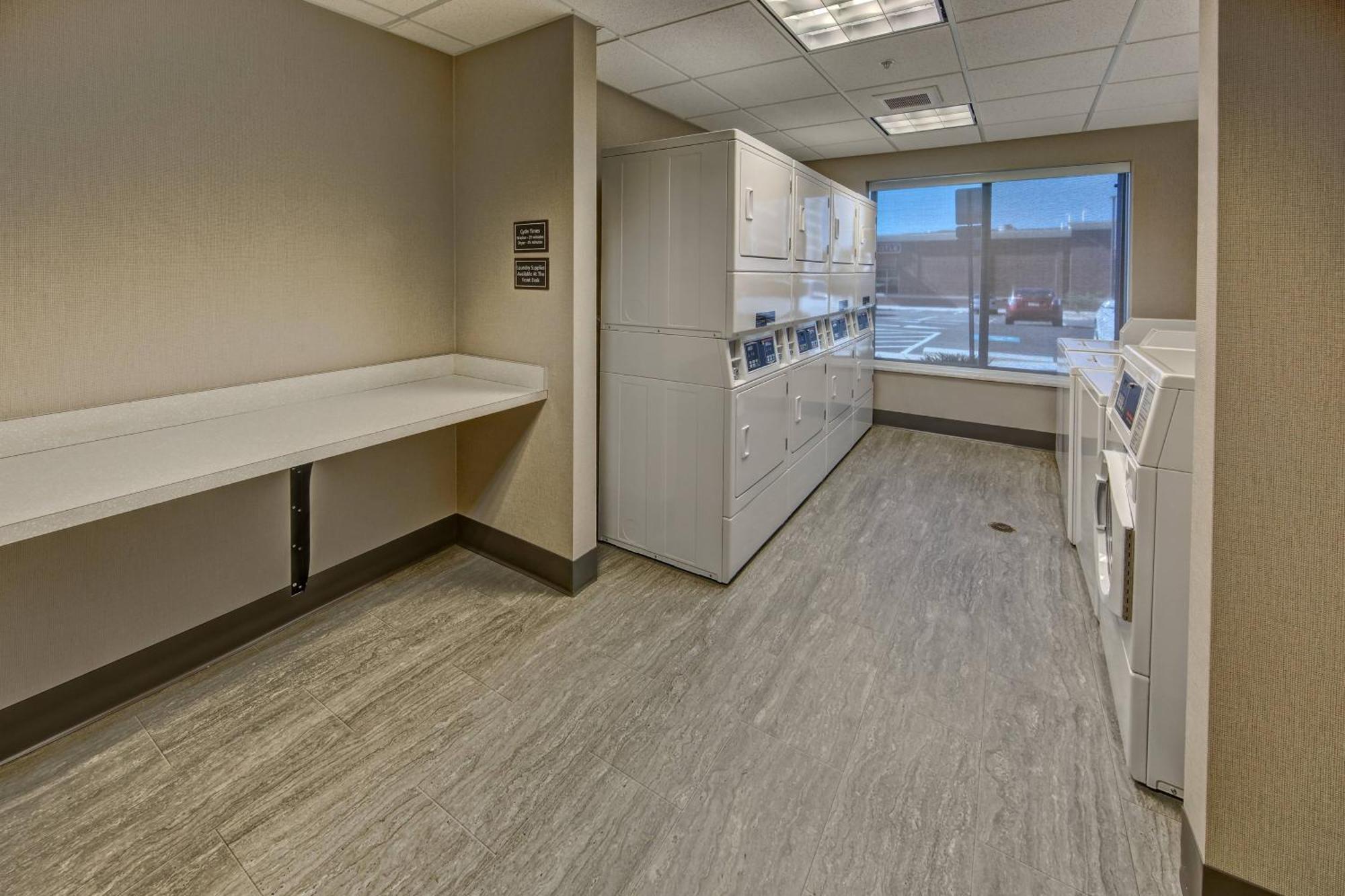 Residence Inn By Marriott Blacksburg-University Exteriör bild
